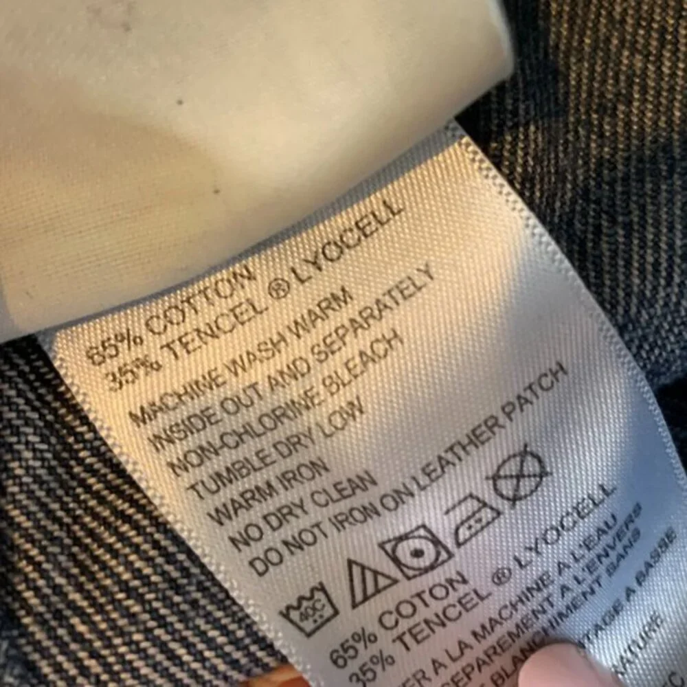 Tommy Bahama Standard Fit Jeans 36/30